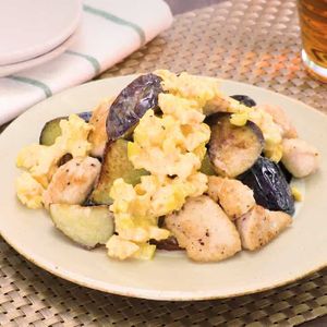 「ささみとなすの揚げ焼き和風タルタル」のレシピ動画