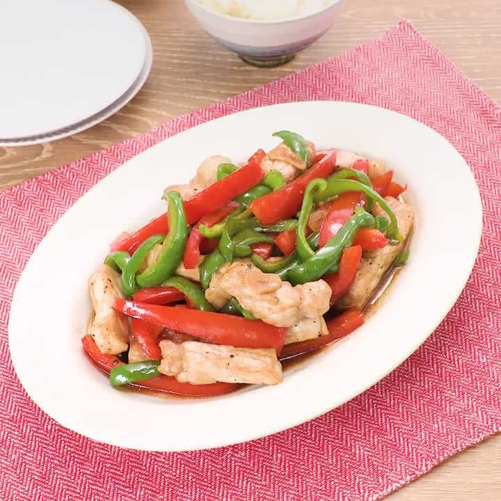豚厚切り肉とパプリカの中華炒め