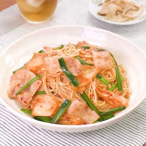 豚肉とそうめんのキムチ炒め