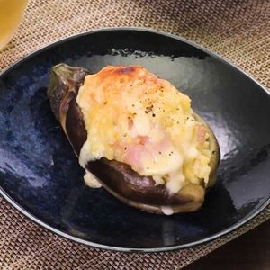 「まるごとなすのチーズドリア」のレシピ動画