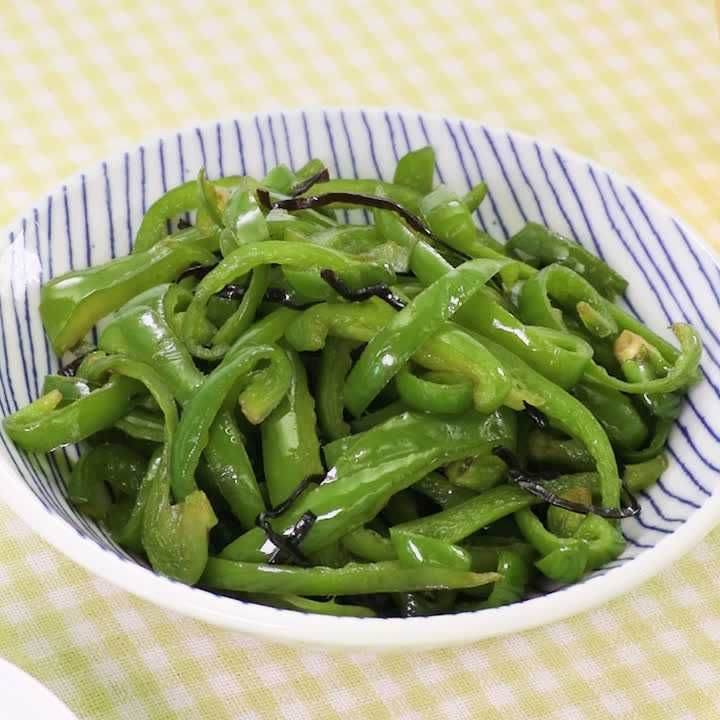 ピーマンの塩昆布炒め