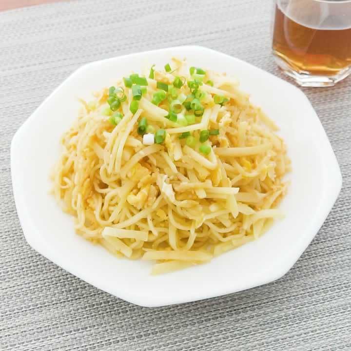 じゃがいもと卵の焼きそば