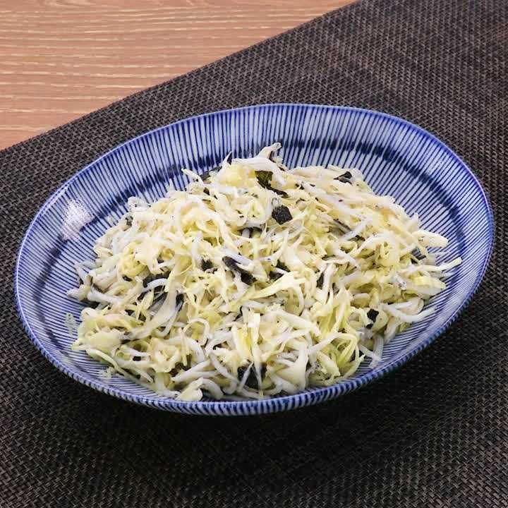 キャベツとしらすの韓国のり和え