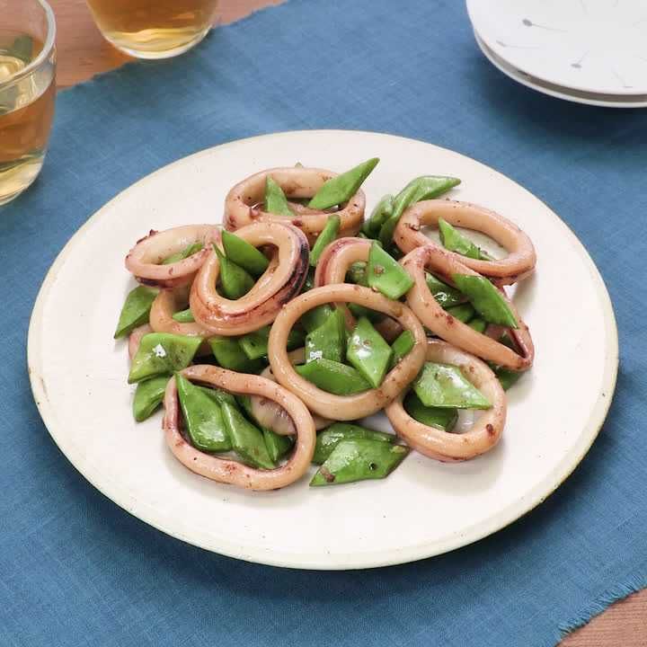 モロッコいんげんとイカのにんにく炒め