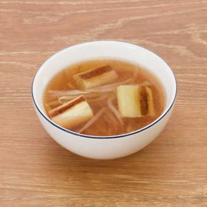 焼きねぎともやしのスープ