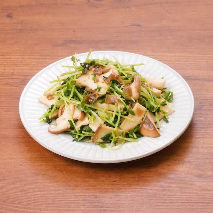 豆苗のザーサイ炒め