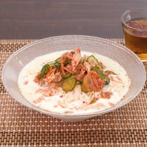 「ささみときゅうりの豆乳素麺」のレシピ動画