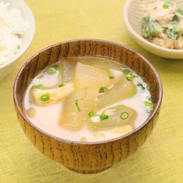冬瓜と油揚げの味噌汁