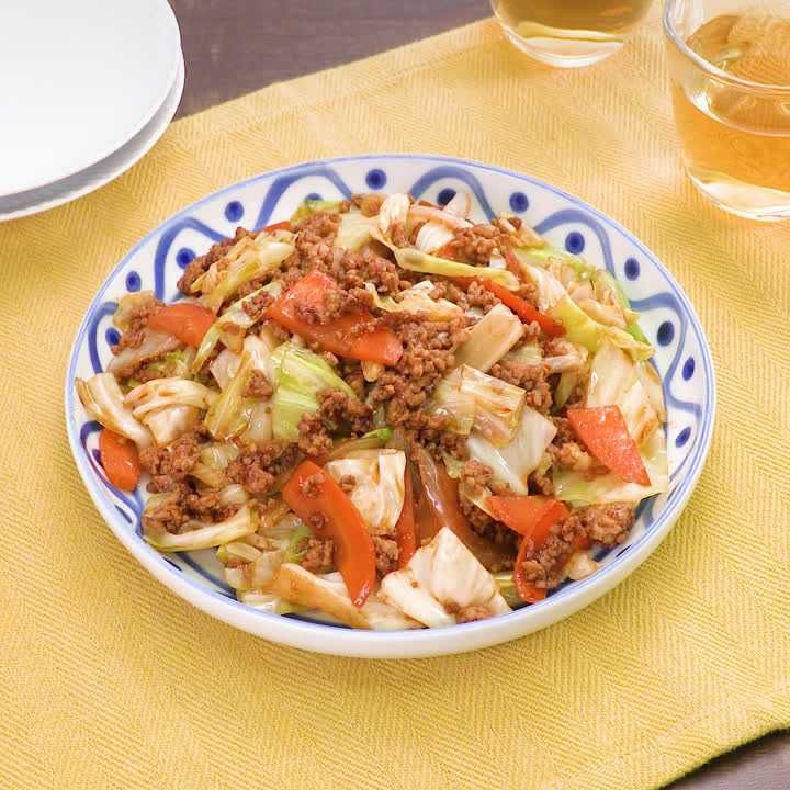 豚ひきとキャベツのピリ辛炒め