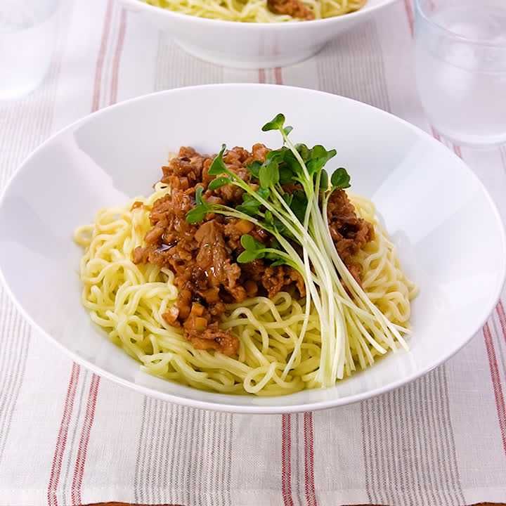 豚こまジャージャー麺