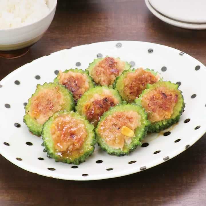 ゴーヤーとコーンのはんぺん肉詰め