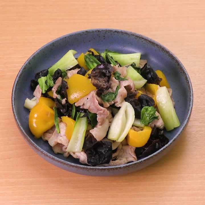 豚肉とチンゲン菜のにんにく塩炒め