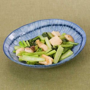 「エリンギと小松菜の香味炒め」のレシピ動画