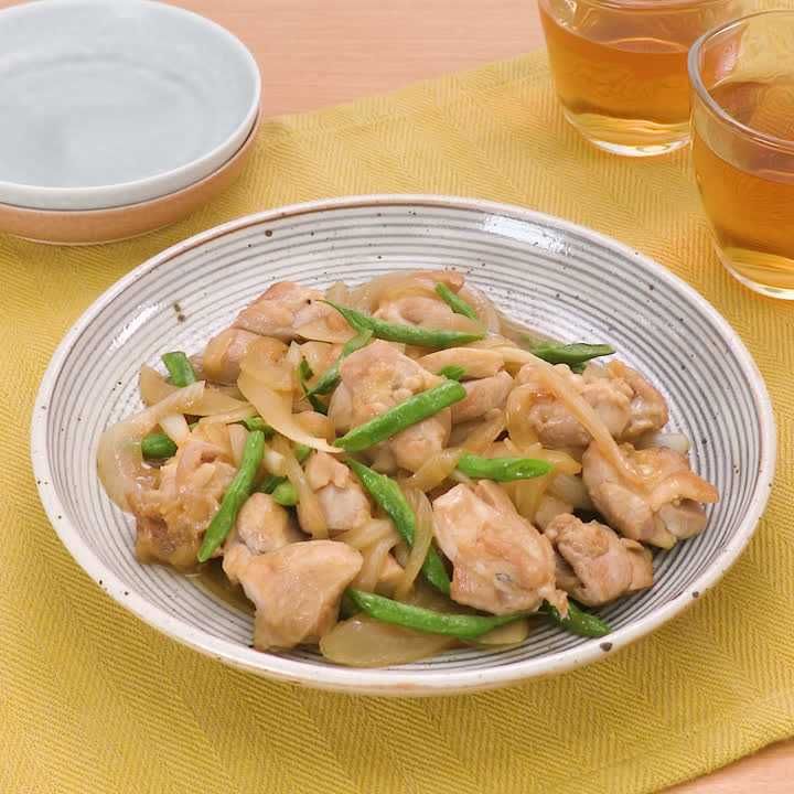 鶏肉といんげんのガリバタ炒め