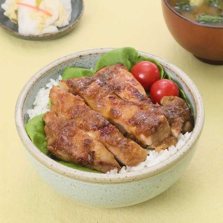 チキンの甘酢だれ丼
