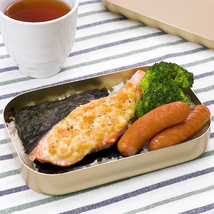 【鮭弁当の献立を提案】簡単おかずも紹介♪絶品レシピ18選