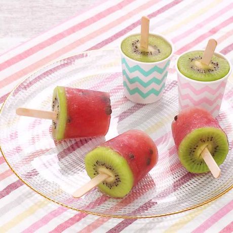 紙コップで作る スイカのアイスバーのレシピ動画 作り方 Delish Kitchen