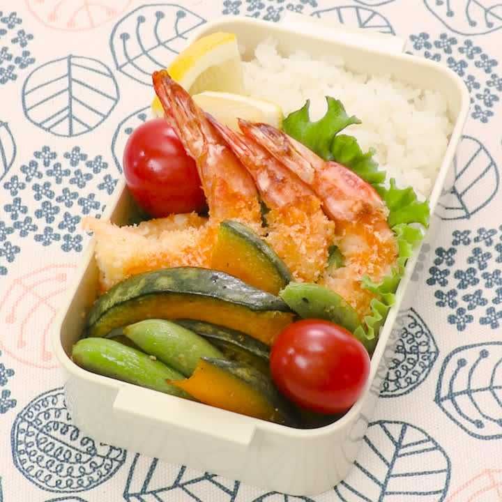 揚げないエビフライ弁当