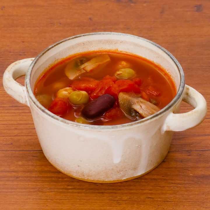 マッシュルームとお豆のトマトスープ