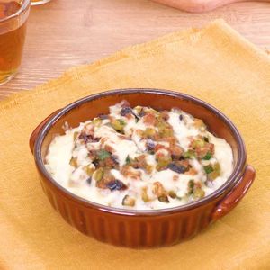 「なすときゅうりの味噌チーズご飯」のレシピ動画