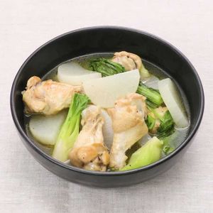 「手羽元と大根の中華風塩煮」のレシピ動画