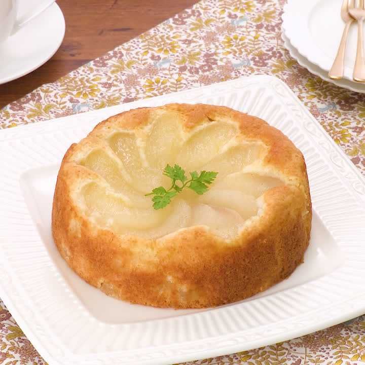 しっとりジューシー 梨のコンポートケーキのレシピ動画 作り方 Delish Kitchen