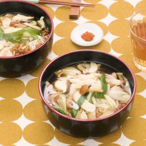 「きのことしょうがの温麺」のレシピ動画