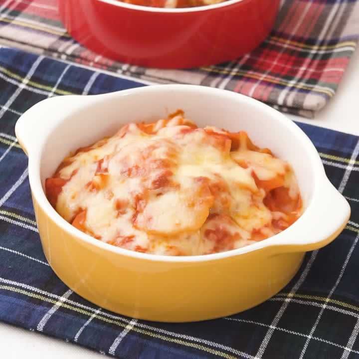 鶏肉とじゃがいものトマトグラタン