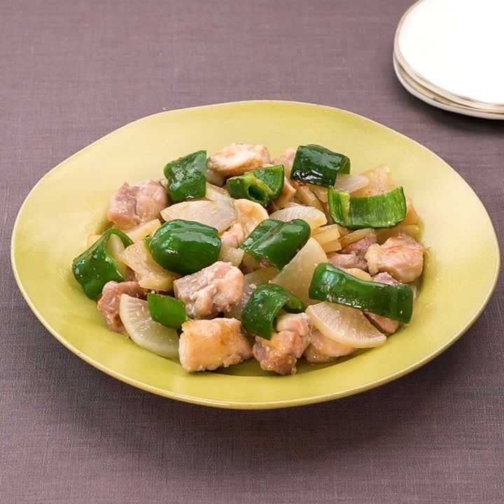 鶏もも肉と大根の塩麹蒸し