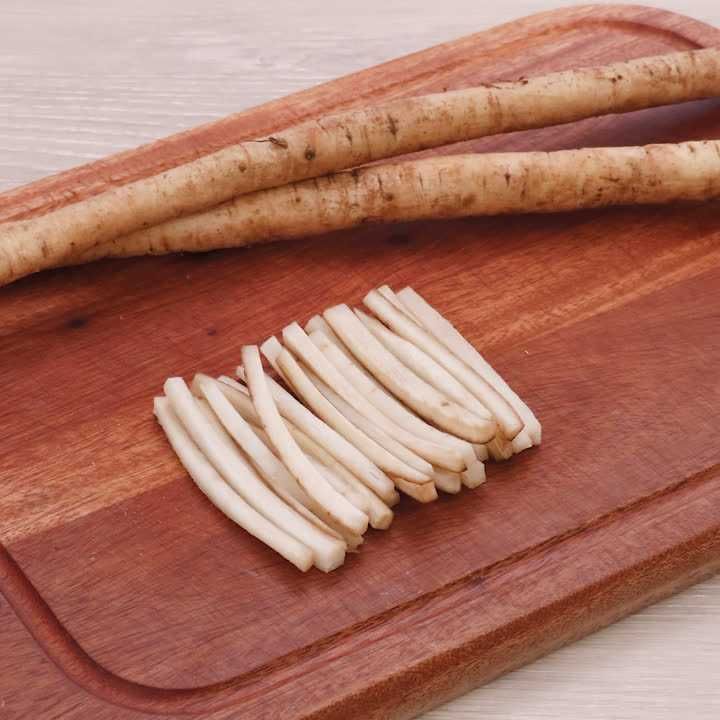 ごぼうの細切り