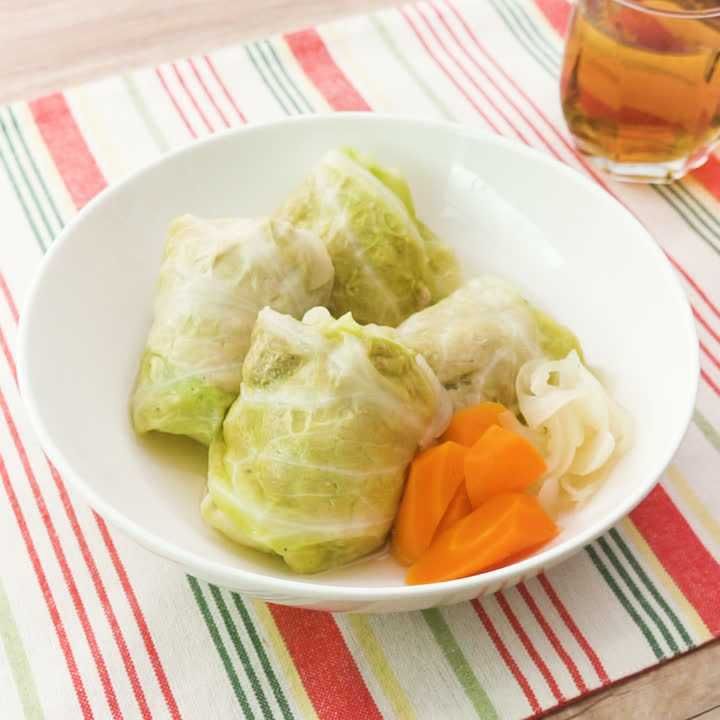 豚薄切り肉とはんぺんのロールキャベツ