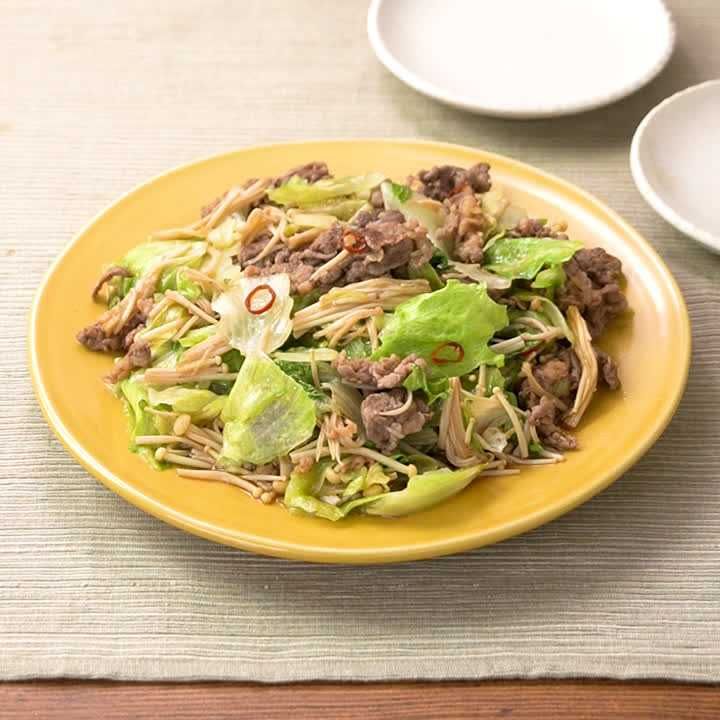 牛肉とレタスのピリ辛炒め