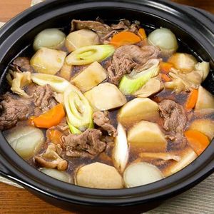 「牛肉と玉こんにゃくの芋煮」のレシピ動画