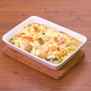 「鶏肉と里芋の豆乳グラタン」のレシピ動画