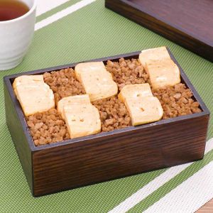 「2色のモザイク弁当」のレシピ動画
