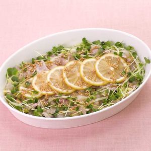 「豚肉と白菜のレモン蒸し」のレシピ動画