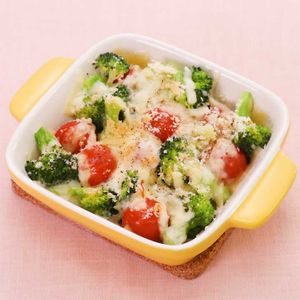 ブロッコリーとミニトマトのチーズ焼き