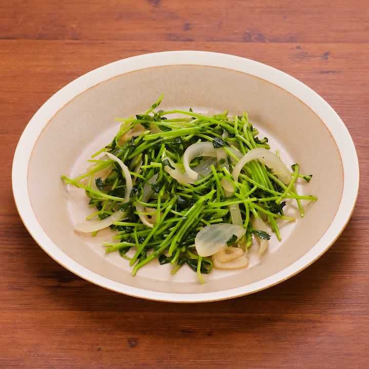 豆苗のにんにく炒め