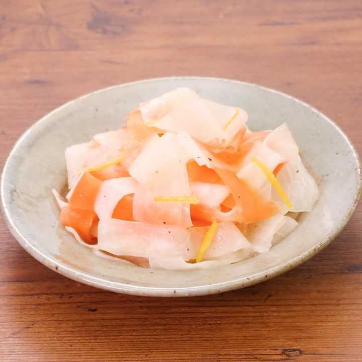 大根とにんじんのゆずドレサラダ