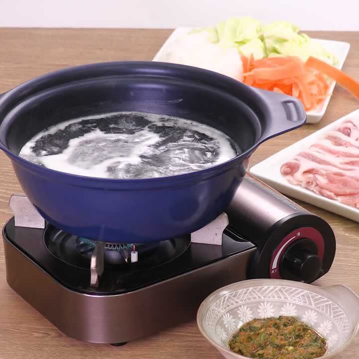 ピリ辛ニラだれしゃぶしゃぶ