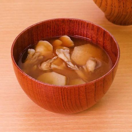 1週間使い切り献立 まいたけと里芋の味噌汁のレシピ動画 作り方 Delish Kitchen 1週間使い切り献立 まいたけと里芋の味噌汁のレシピ動画 作り方 Delish Kitchen