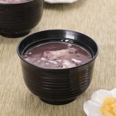 ほっこりあたたまる 鏡餅おしるこのレシピ動画 作り方 Delish Kitchen