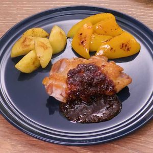 「鶏肉とじゃがいものソテー」のレシピ動画