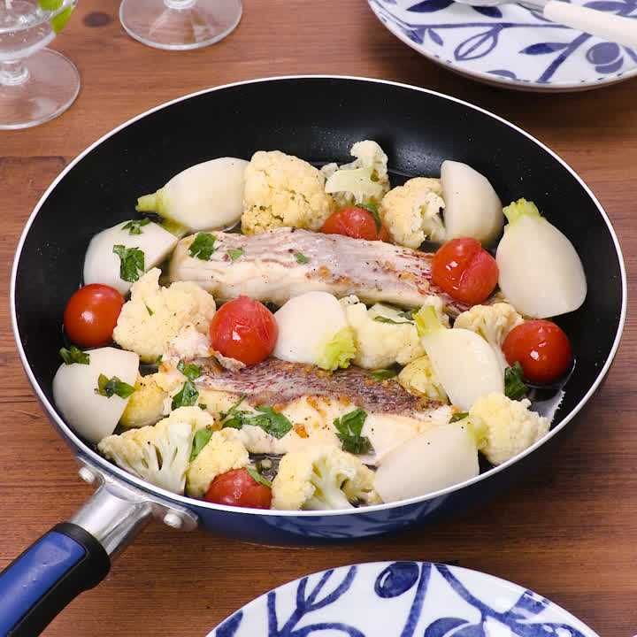 真鯛とカリフラワーのアクアパッツァ