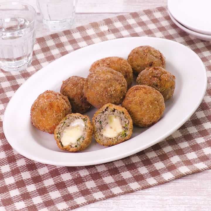 小松菜とチーズのボールメンチ