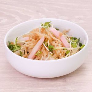 切り干し大根とかまぼこの和風サラダ