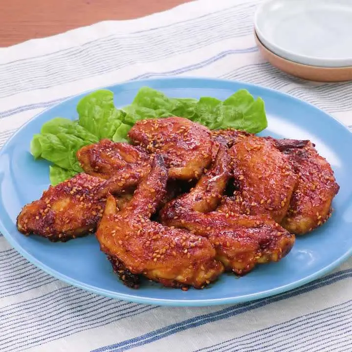 手羽先の韓国風甘辛唐揚げ