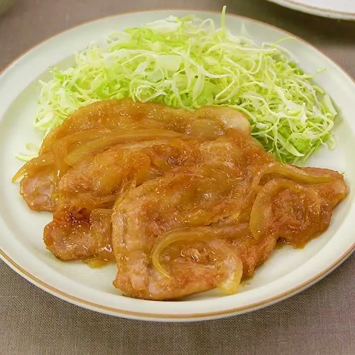 豚ロースと玉ねぎの生姜焼き