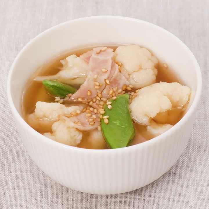 ベーコンとスナップエンドウのスープ