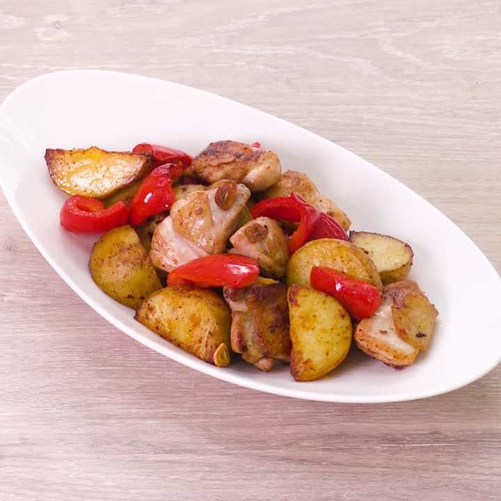 鶏もも肉と新じゃがのアンチョビ炒め